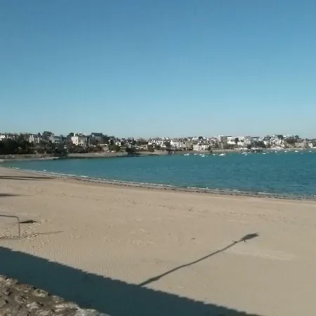 Hébergement de vacances Des Bords De Rance Langrolay